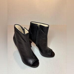 Jerome C Rousseau Clothilde Black Leather Open Toe Bootie Women EU 36 US 6. Heel